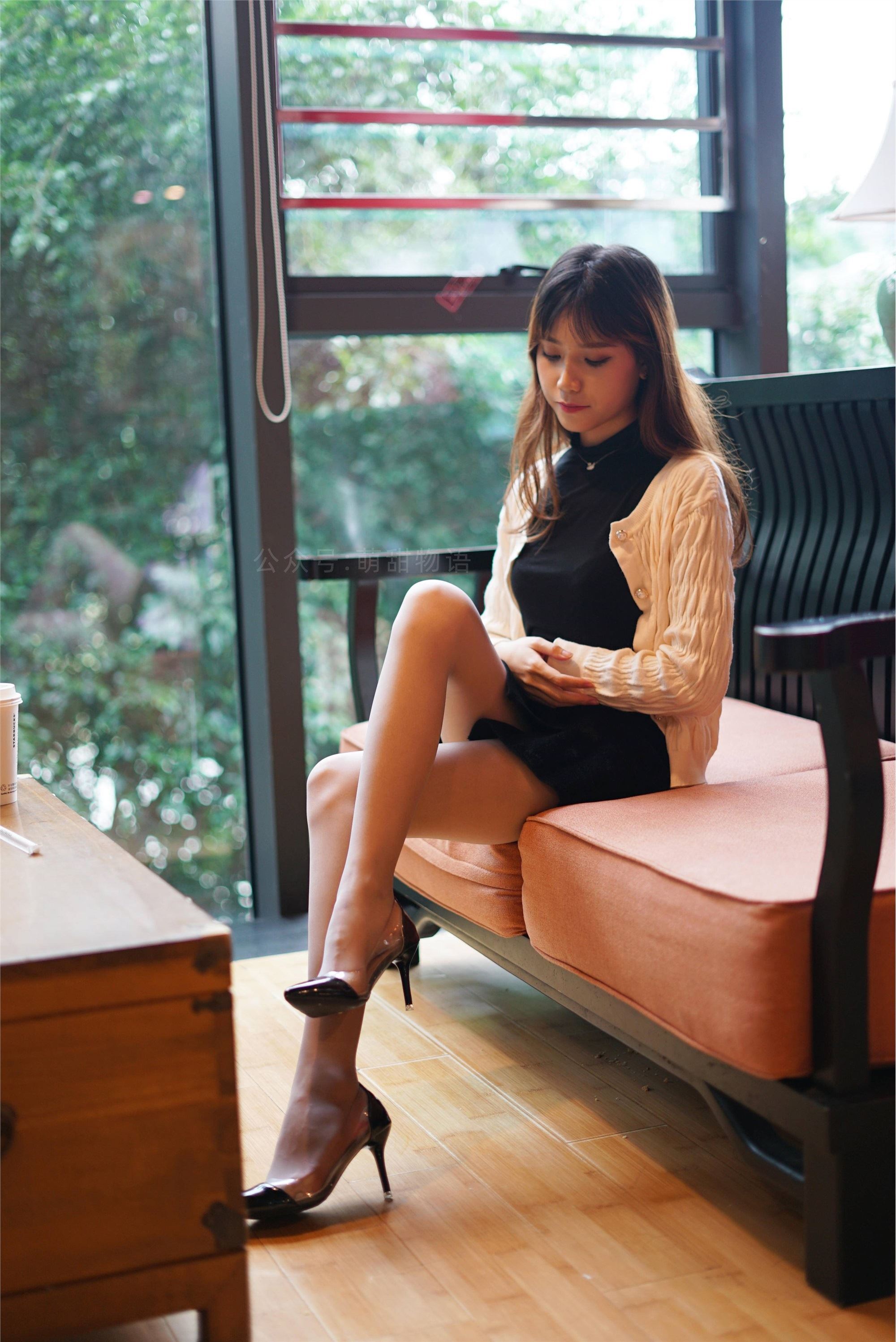 萌甜物语 XM111《白色小披肩-琪琪》